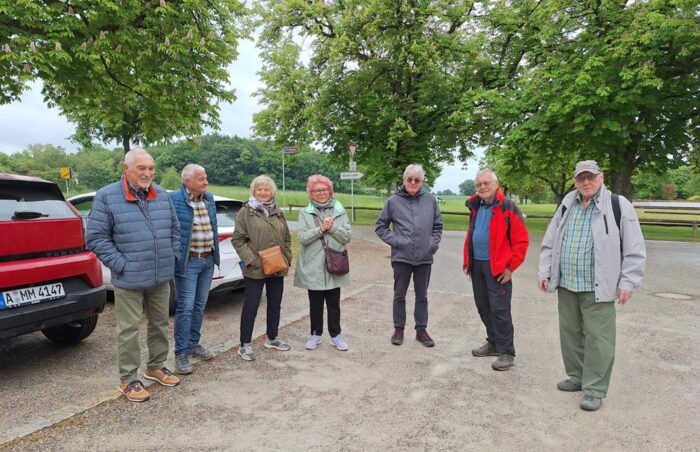 die SVO Wandergruppe trifft sich in Thierhaupten